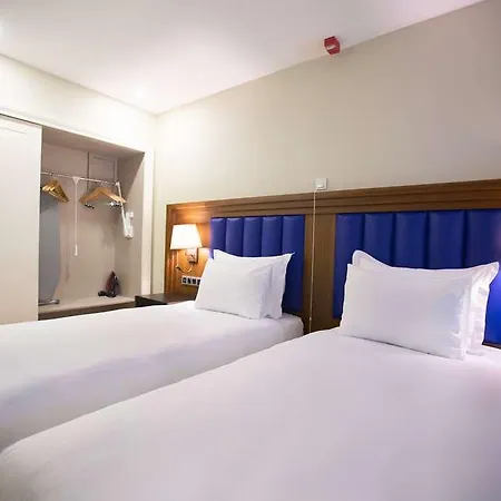 Отель Ramada Plaza Sultanahmet 5*